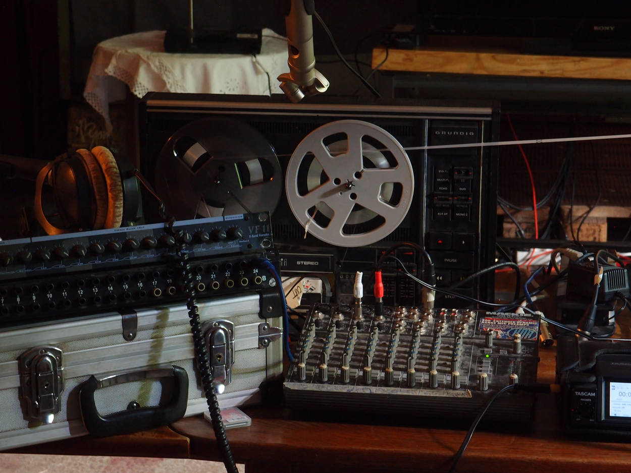 2020-04-26 'sand' Remix Teil 7 (Aufnahme Tonband und Remix 2) (Audio + Video)